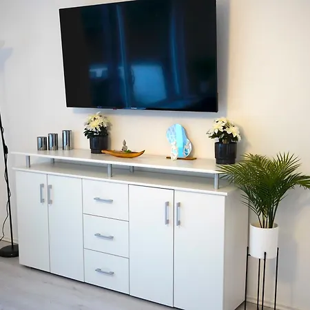 Apartment Luxus Maisonette In Mit Grosser Dachterrasse - Wehome Premium *