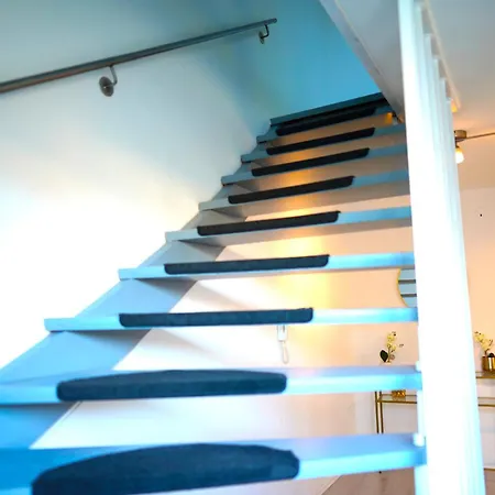 Apartment Luxus Maisonette In Mit Grosser Dachterrasse - Wehome Premium Kaiserslautern