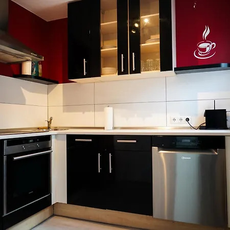 Luxus Maisonette In Mit Grosser Dachterrasse - Wehome Premium Apartment Kaiserslautern