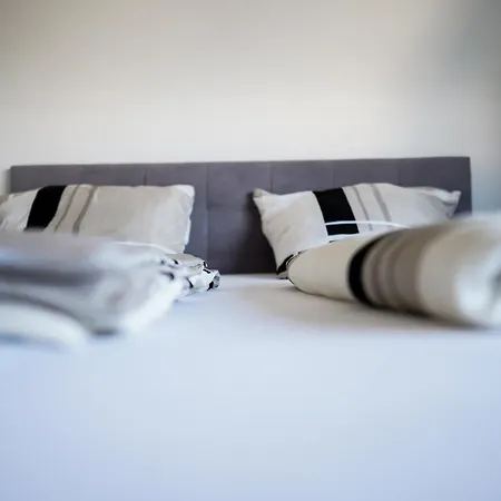 Luxus Maisonette In Mit Grosser Dachterrasse - Wehome Premium Appartamento Kaiserslautern