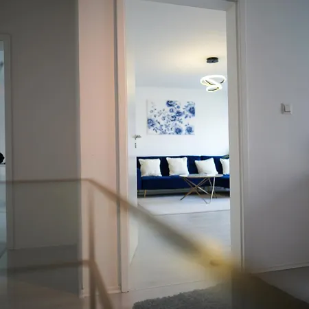 Luxus Maisonette In Mit Grosser Dachterrasse - Wehome Premium Apartment