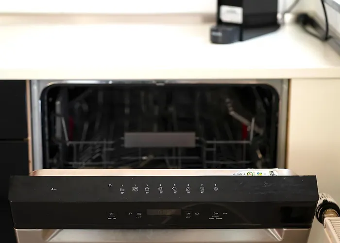 Luxus Maisonette In Mit Grosser Dachterrasse - Wehome Premium